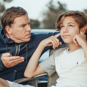 The Best Approach to Parenting Teenagers: Balancing Control and Empathy